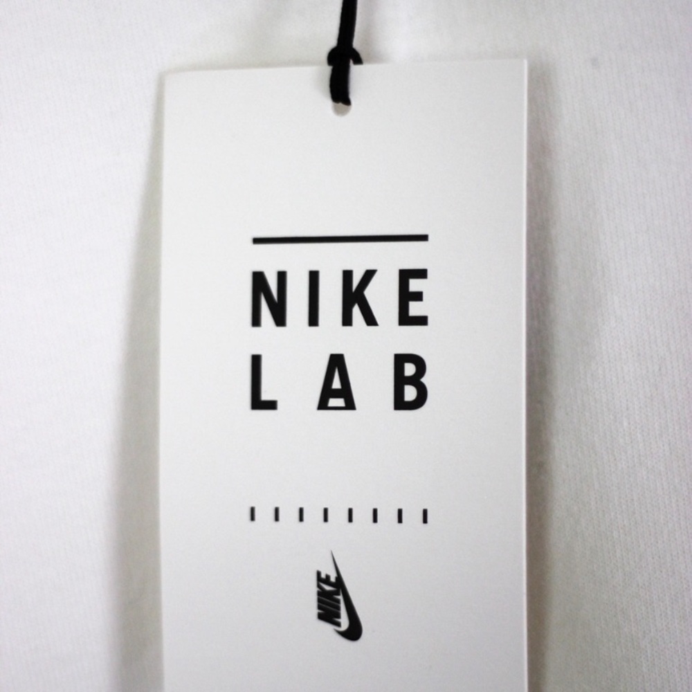 White Tech Sweatshirt | NikeLab Essentials - Picture 2 of 3